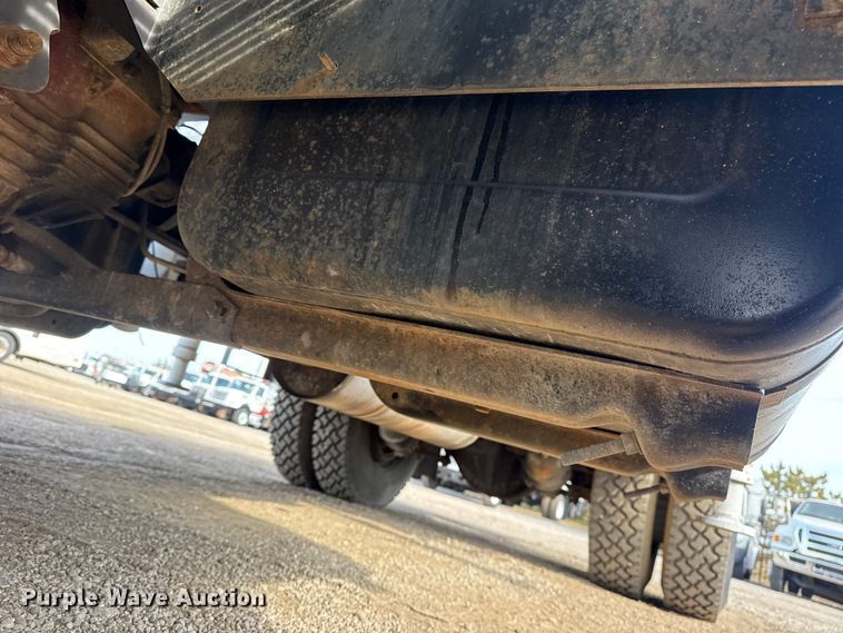 image for item EG1873 1997 Chevrolet Kodiak crane truck