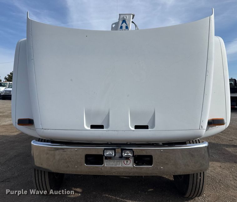 image for item EG1873 1997 Chevrolet Kodiak crane truck