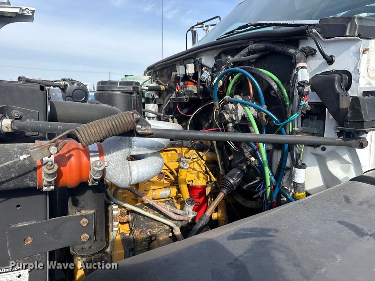 image for item EG1873 1997 Chevrolet Kodiak crane truck