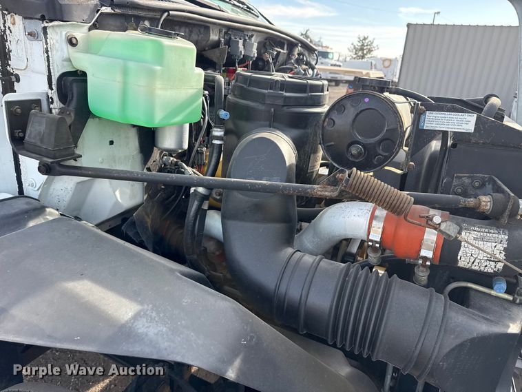 image for item EG1873 1997 Chevrolet Kodiak crane truck