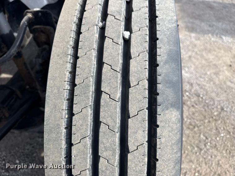 image for item EG1873 1997 Chevrolet Kodiak crane truck