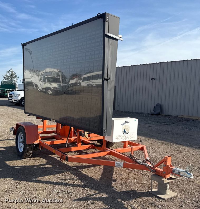 image for item EG1876 2015 Wanco, Inc. WTMMB message board trailer