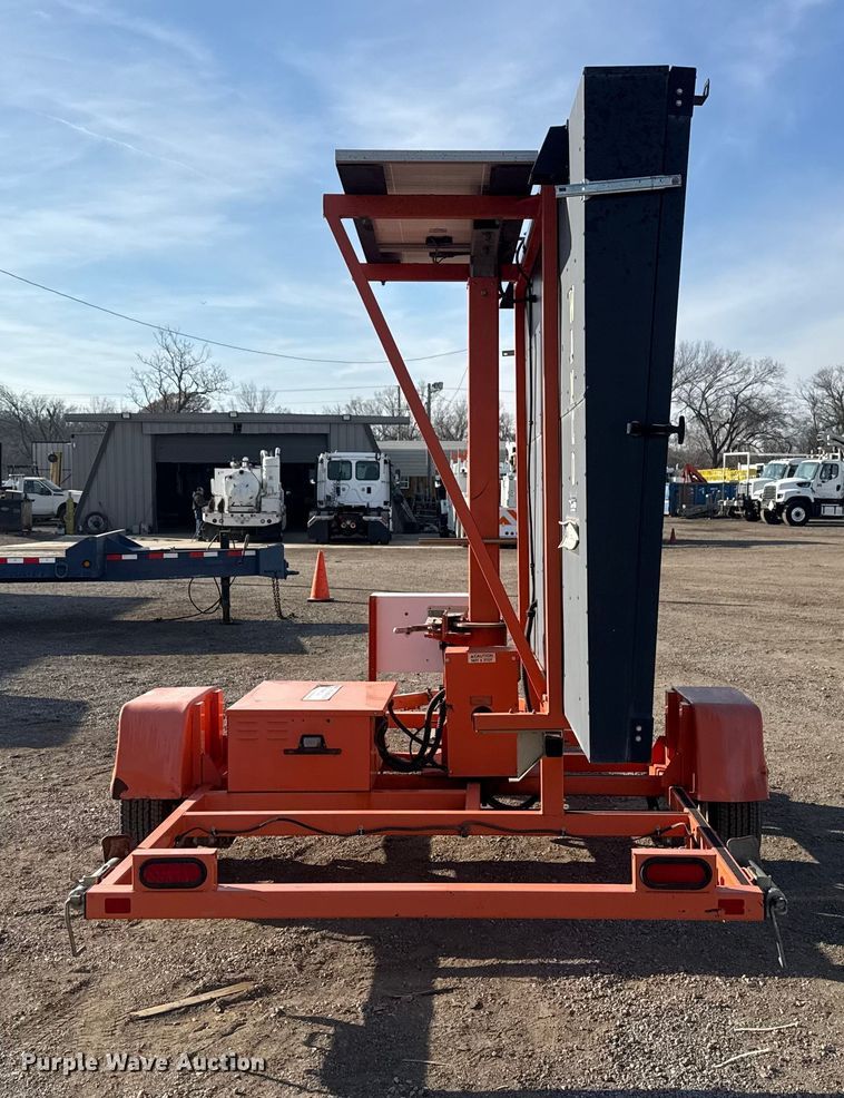 image for item EG1876 2015 Wanco, Inc. WTMMB message board trailer