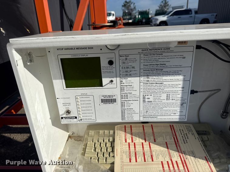 image for item EG1876 2015 Wanco, Inc. WTMMB message board trailer