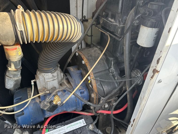 image for item EG1878 2012 Dodge Ram 5500HD vacuum truck