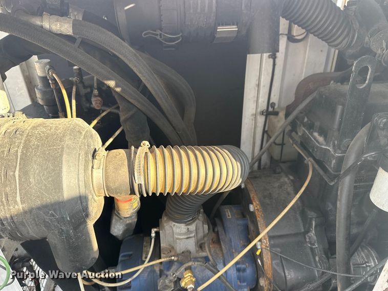 image for item EG1878 2012 Dodge Ram 5500HD vacuum truck