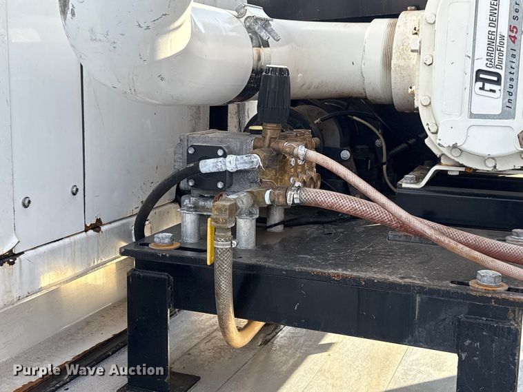 image for item EG1878 2012 Dodge Ram 5500HD vacuum truck