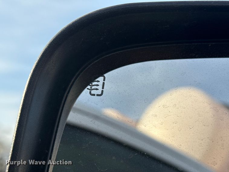 image for item EG1878 2012 Dodge Ram 5500HD vacuum truck