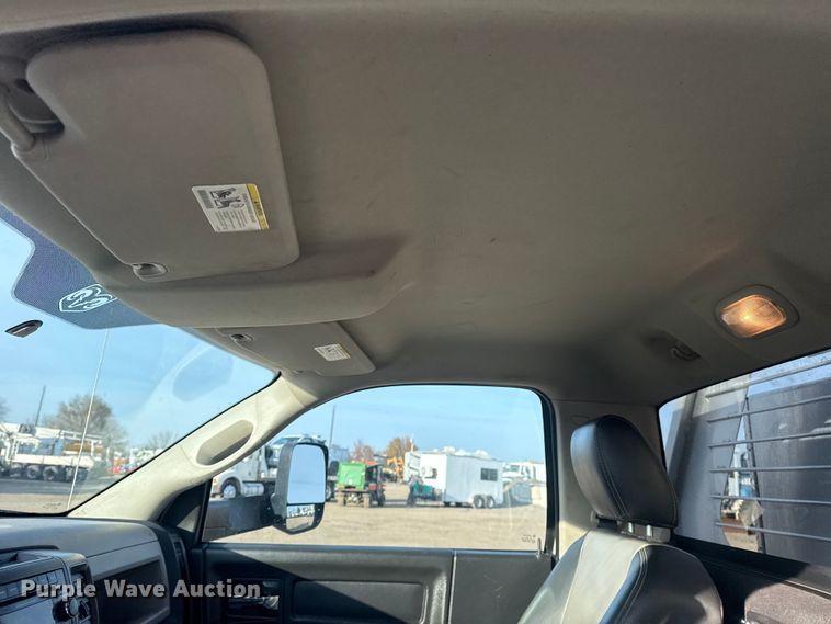 image for item EG1878 2012 Dodge Ram 5500HD vacuum truck