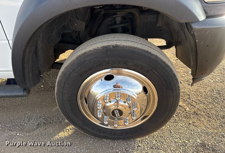 image for item EG1878 2012 Dodge Ram 5500HD vacuum truck