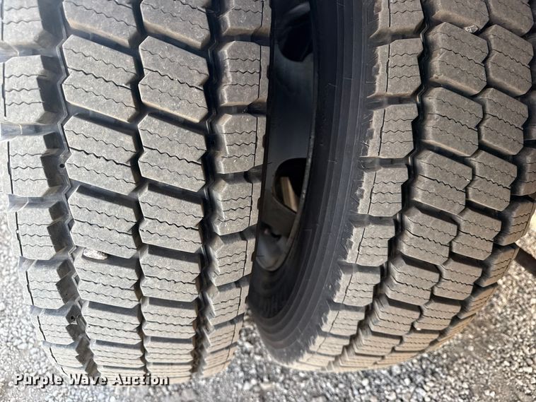 image for item EG1878 2012 Dodge Ram 5500HD vacuum truck