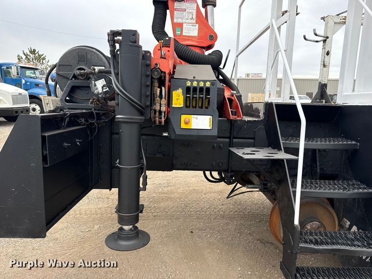 image for item EG1883 2012 Freightliner Business Class M2 Crew Cab crane truck