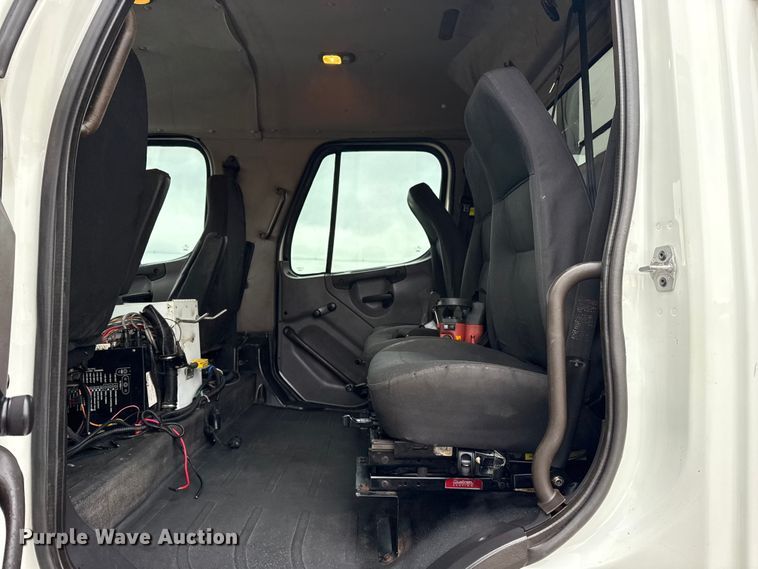 image for item EG1883 2012 Freightliner Business Class M2 Crew Cab crane truck