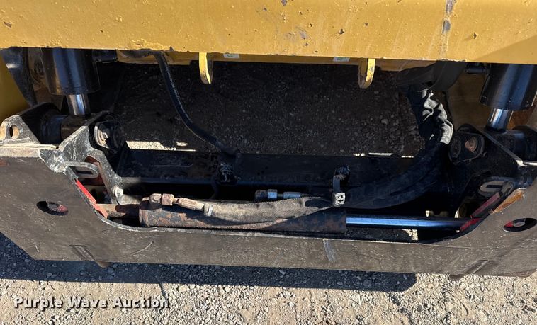 image for item EG1890 2019 Caterpillar 299D2 tracked skid steer loader