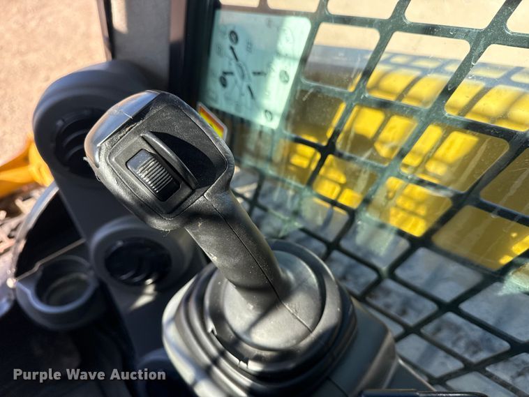 image for item EG1890 2019 Caterpillar 299D2 tracked skid steer loader