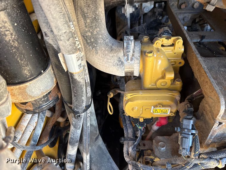 image for item EG1890 2019 Caterpillar 299D2 tracked skid steer loader