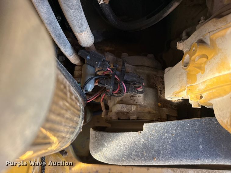 image for item EG1890 2019 Caterpillar 299D2 tracked skid steer loader