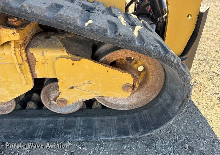 image for item EG1890 2019 Caterpillar 299D2 tracked skid steer loader