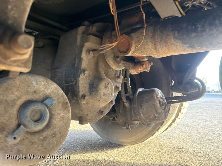 image for item EG1896 2015 Freightliner 114SD vacuum truck