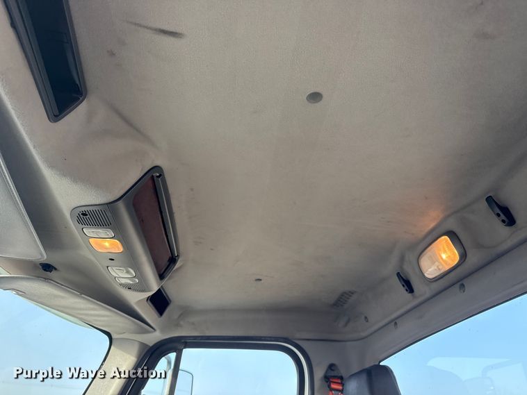 image for item EG1896 2015 Freightliner 114SD vacuum truck