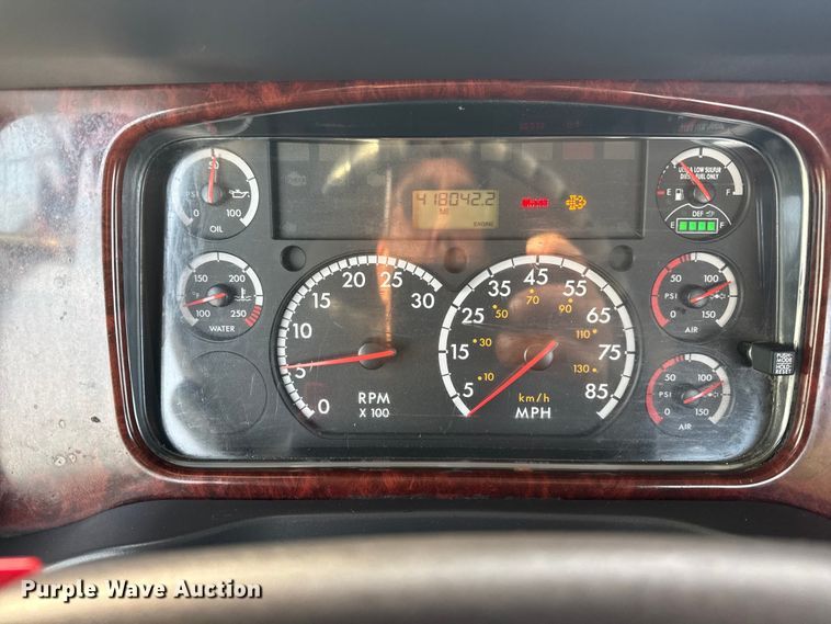 image for item EG1896 2015 Freightliner 114SD vacuum truck