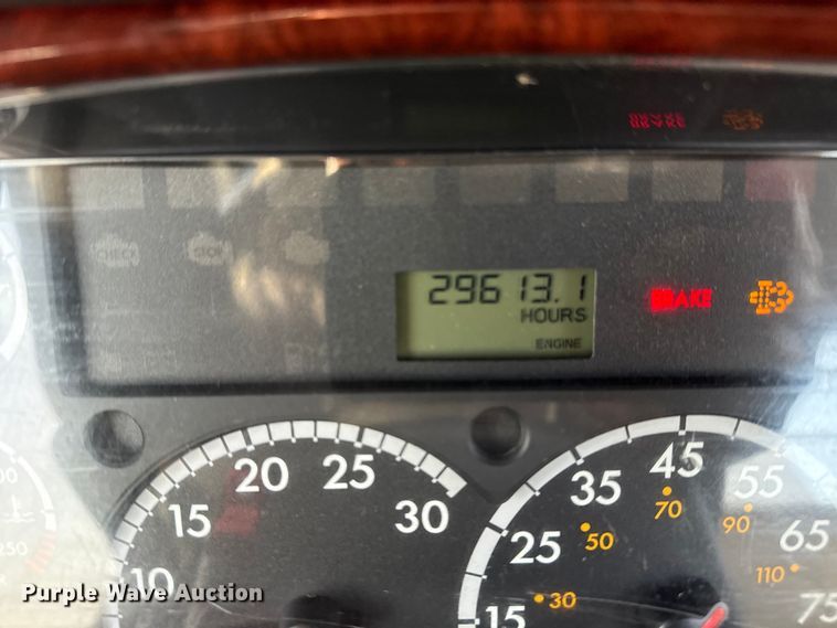 image for item EG1896 2015 Freightliner 114SD vacuum truck