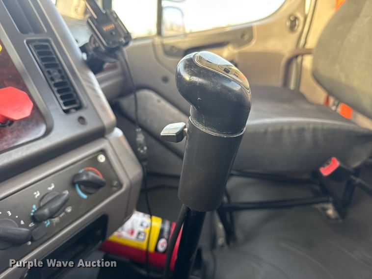 image for item EG1896 2015 Freightliner 114SD vacuum truck