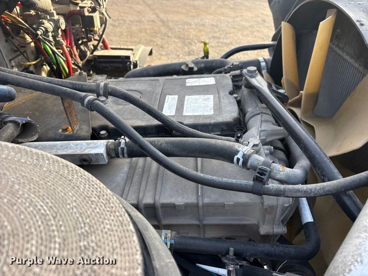 image for item EG1896 2015 Freightliner 114SD vacuum truck