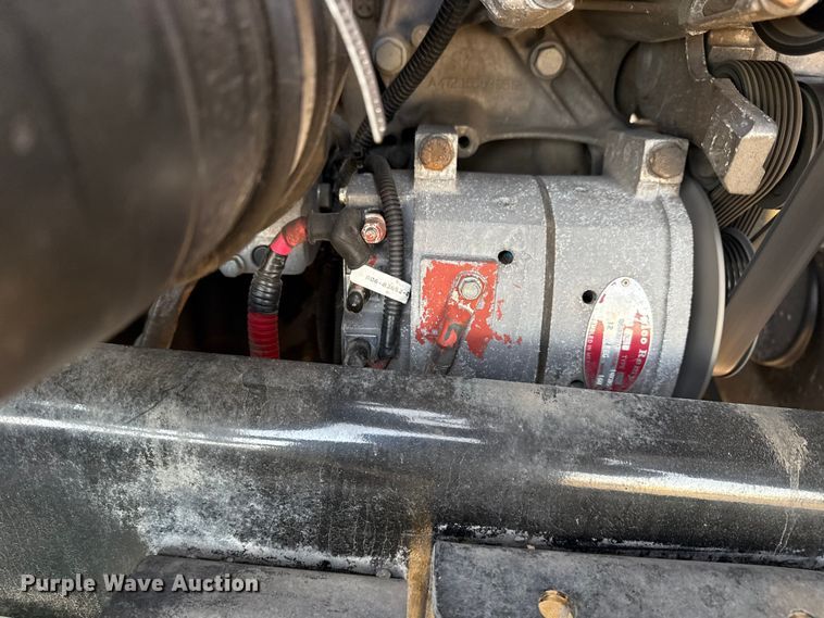 image for item EG1896 2015 Freightliner 114SD vacuum truck