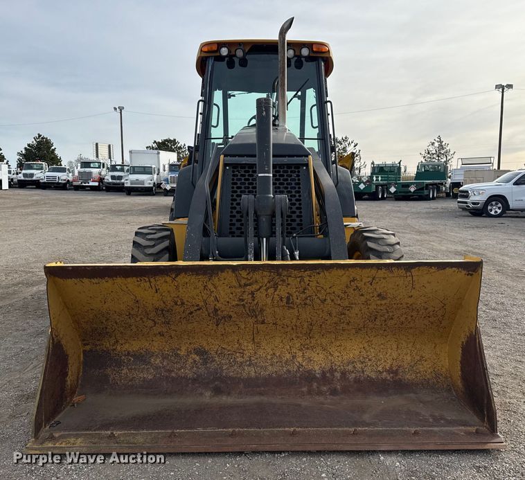 image for item EG1903 2011 John Deere 310SJ backhoe