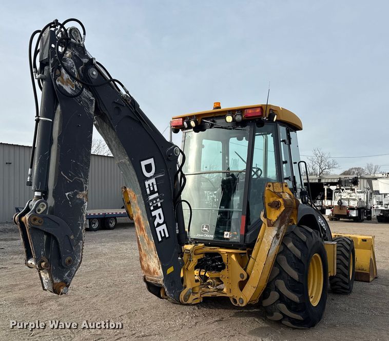 image for item EG1903 2011 John Deere 310SJ backhoe