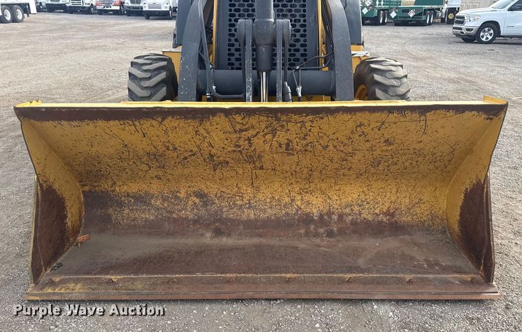 image for item EG1903 2011 John Deere 310SJ backhoe