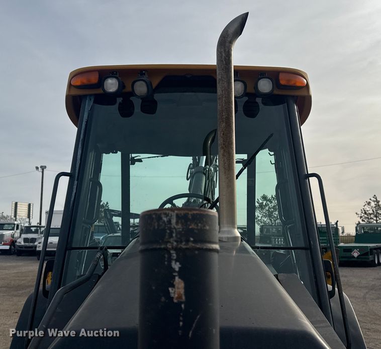 image for item EG1903 2011 John Deere 310SJ backhoe