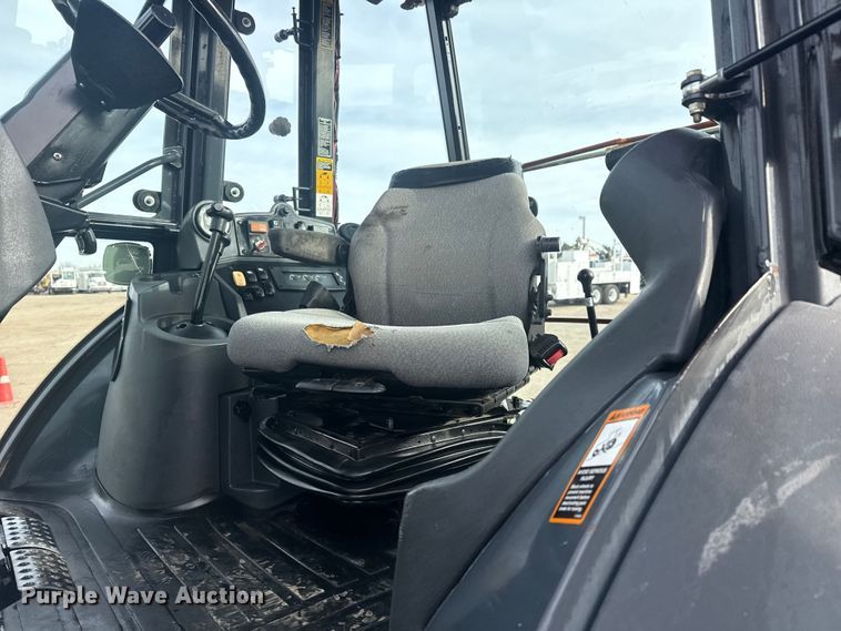 image for item EG1903 2011 John Deere 310SJ backhoe