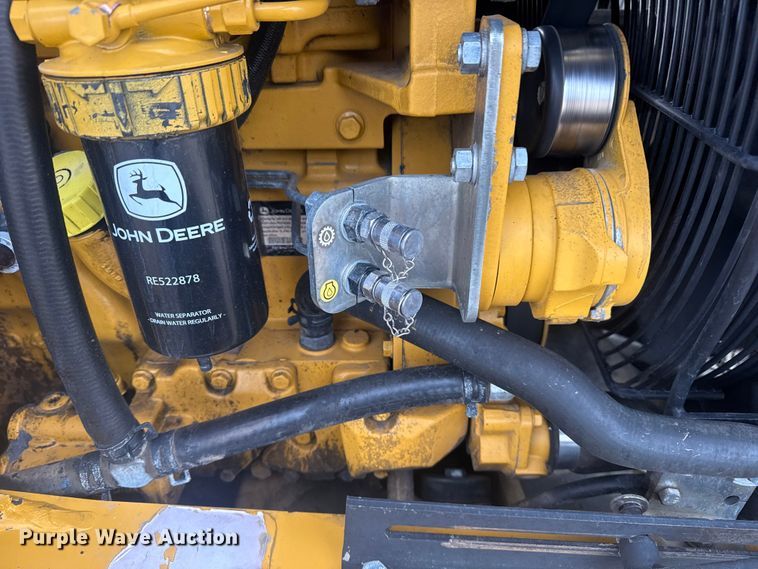 image for item EG1903 2011 John Deere 310SJ backhoe