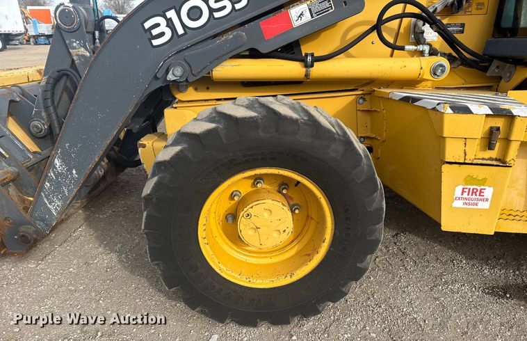 image for item EG1903 2011 John Deere 310SJ backhoe