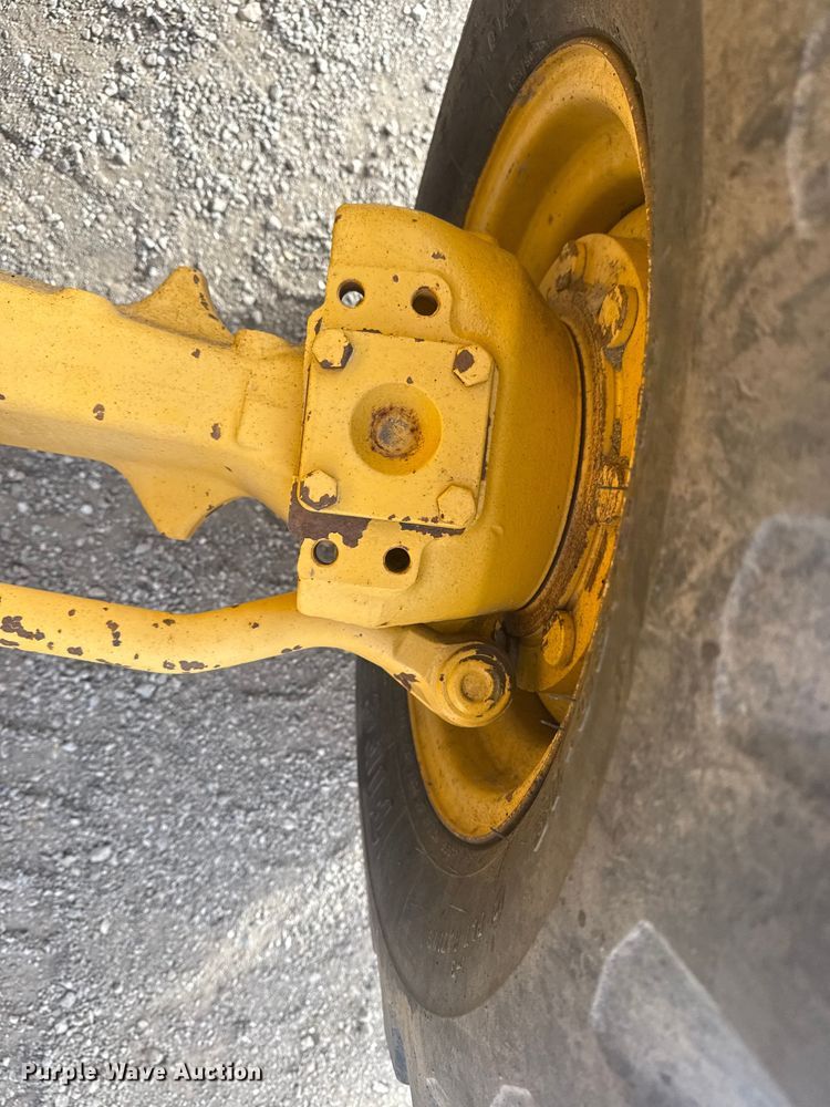 image for item EG1903 2011 John Deere 310SJ backhoe