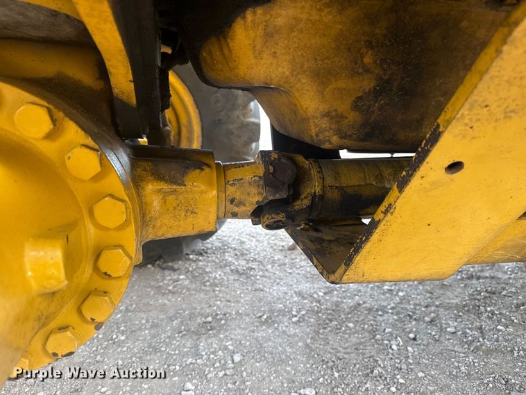 image for item EG1903 2011 John Deere 310SJ backhoe