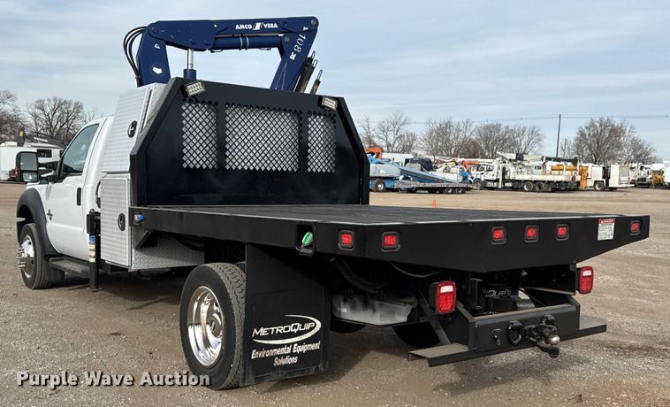 image for item EG1904 2015 Ford F550 flatbed truck
