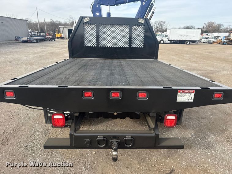 image for item EG1904 2015 Ford F550 flatbed truck