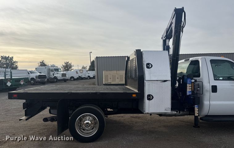 image for item EG1904 2015 Ford F550 flatbed truck