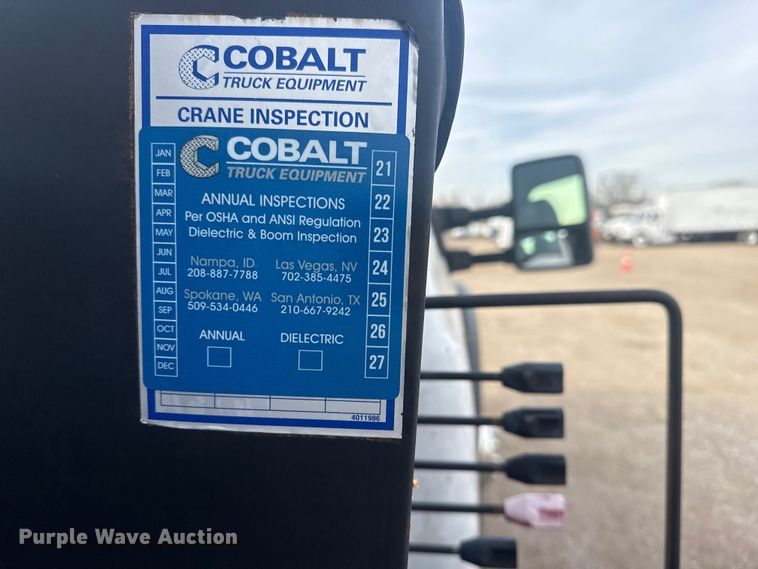 image for item EG1904 2015 Ford F550 flatbed truck