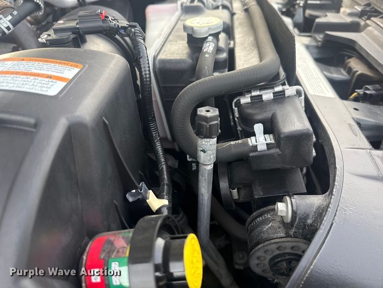 image for item EG1904 2015 Ford F550 flatbed truck