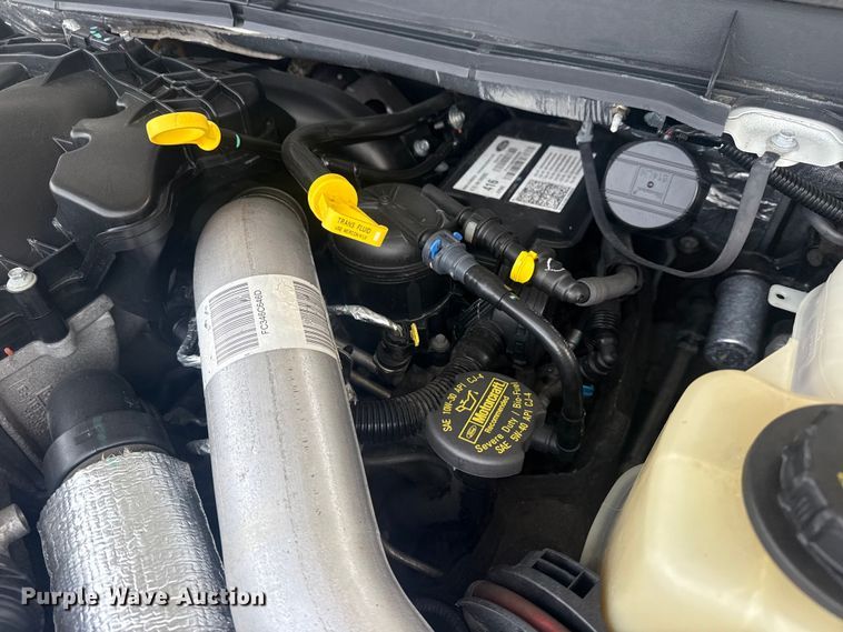 image for item EG1904 2015 Ford F550 flatbed truck