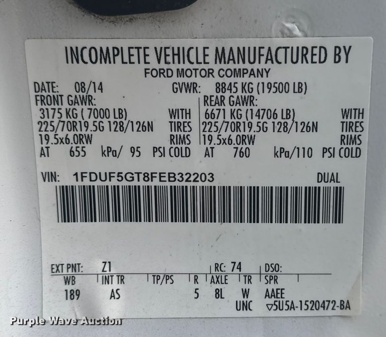 image for item EG1904 2015 Ford F550 flatbed truck