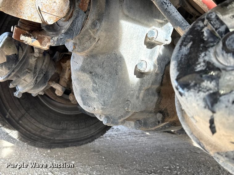 image for item EG1907 2012 Peterbilt 367 crane truck