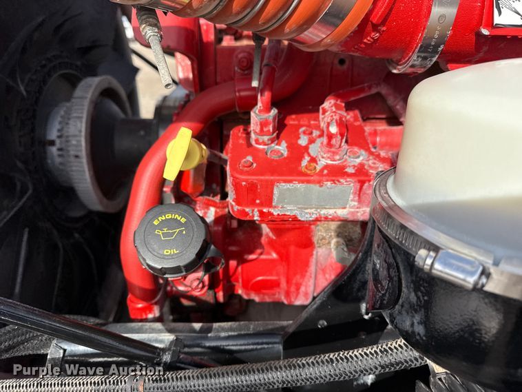 image for item EG1907 2012 Peterbilt 367 crane truck