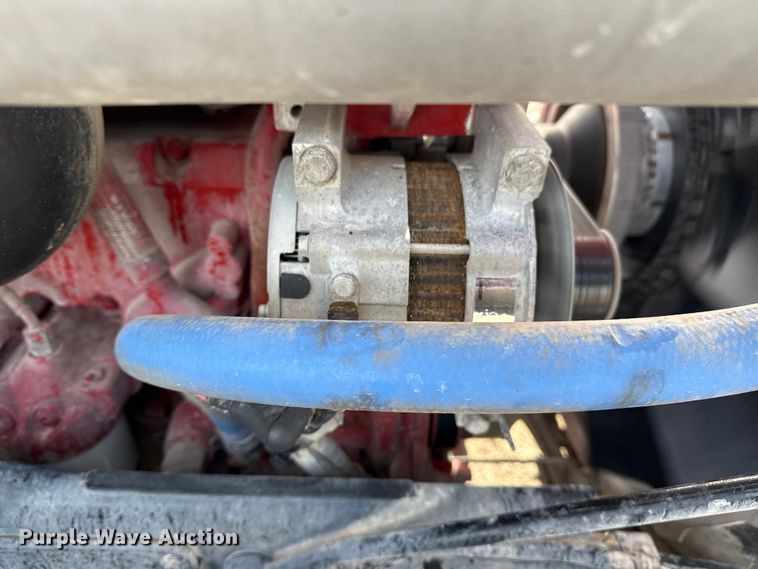 image for item EG1907 2012 Peterbilt 367 crane truck