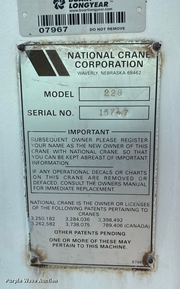 image for item EG1908 2003 Mack RD crane truck