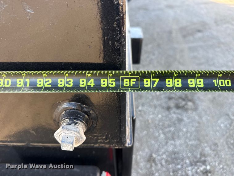 image for item EG1908 2003 Mack RD crane truck